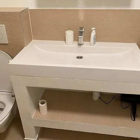 Moebliertes Wohnen In *