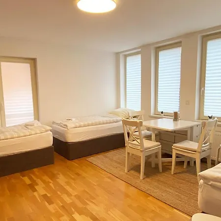 Moebliertes Wohnen In Apartment Kelkheim