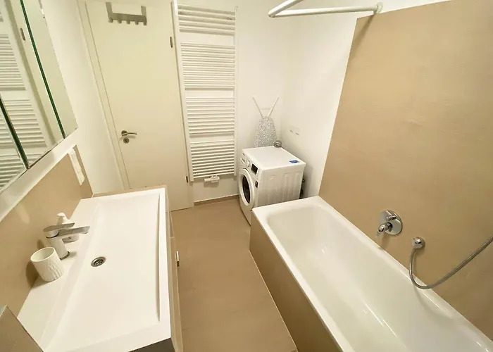 Moebliertes Wohnen In *